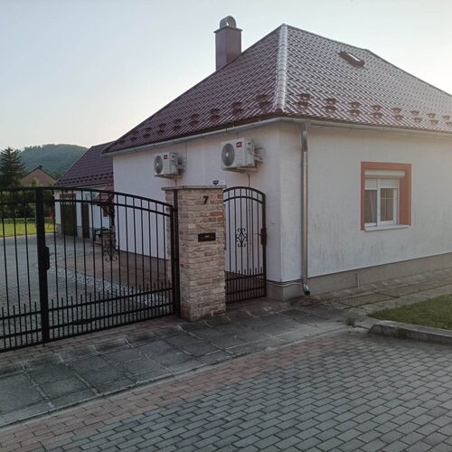 Haász Apartman Bakonybél 1 Haász Apartman Bakonybél