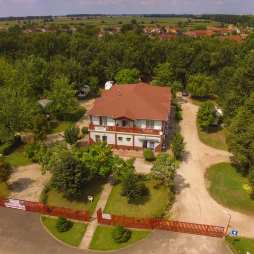 Hajdúböszörményi Termálkemping és Apartman Hajdúböszörmény 