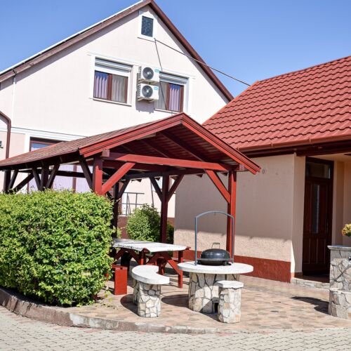 Fehérház Apartman Bélmegyer  