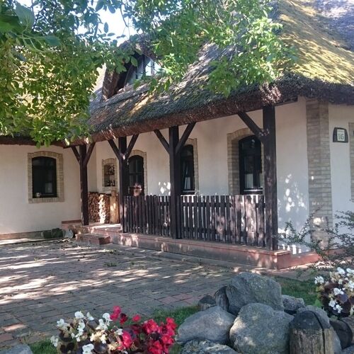 Hajóskert Vendégház Gönyű 