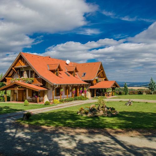 Hanga Vendégház Parád 