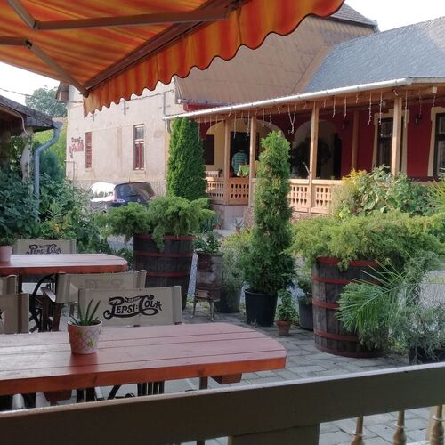 Hangonyi Pizzéria és Vendégház Hangony 