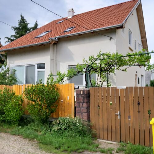 Helka Apartmanház Balatonalmádi 