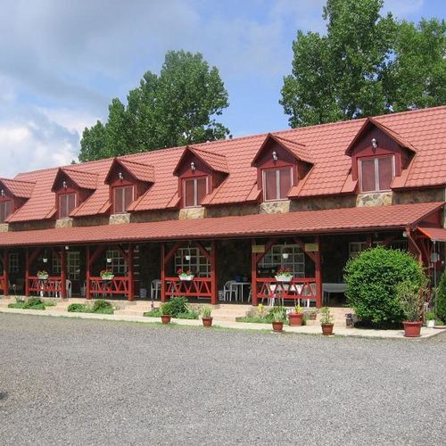 Hernád-Party Üdülőház & Camping Pere 3 Hernád-Party Üdülőház & Camping Pere