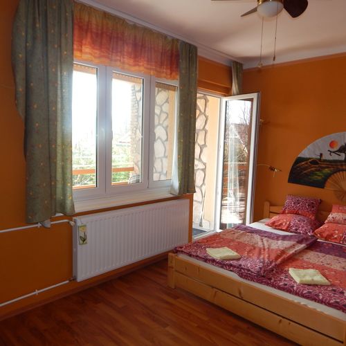 Holiday Nyaraló Vonyarcvashegy 