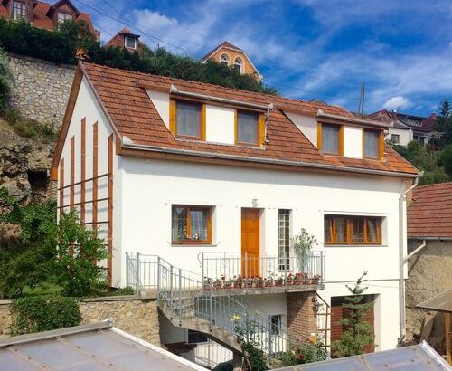 Holló Vendégház Eger 