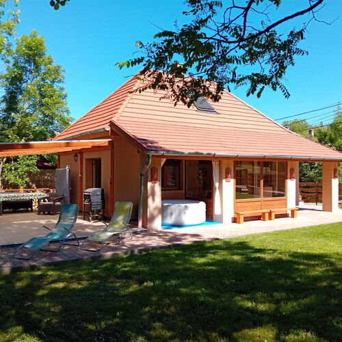 Hollós-patak Vendégház Komlóska 