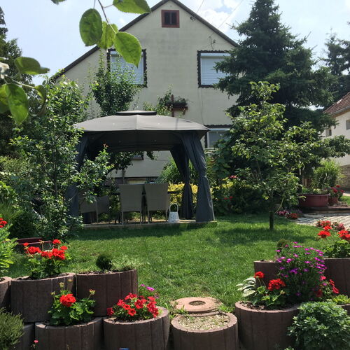 Eszter Apartman Balatonalmádi 