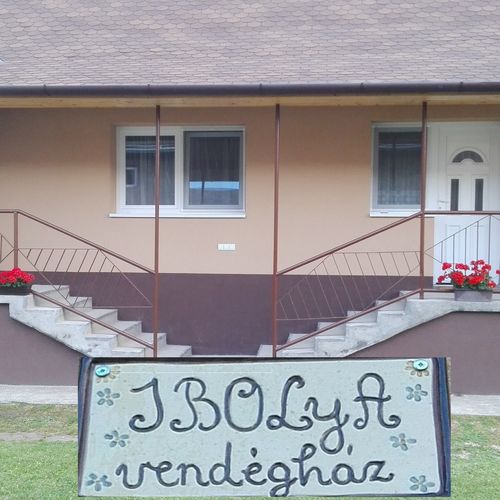 Ibolya Vendégház Tés 