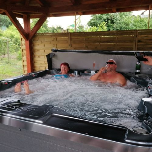 Gadányi Vendégház és Lovarda Komló 