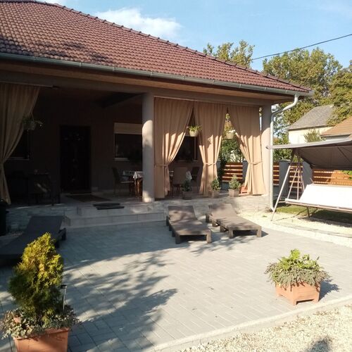 Ilona vendégház Balatonmáriafürdő 