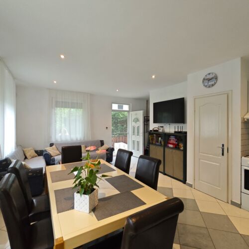 Jenna Apartments - Pinka Balatonszárszó 