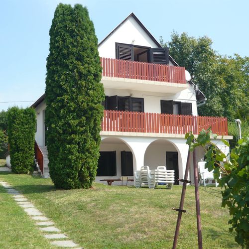 Offi Ház Hotel Eger 