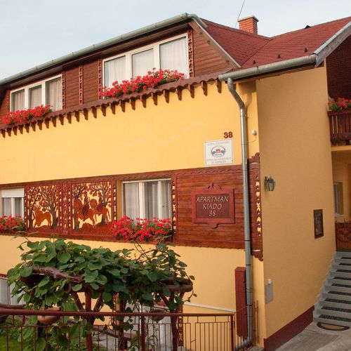 Júlia Villa Hévíz 