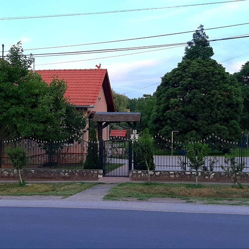 Kakasos Vendégház Tiszafüred-Tiszaörvény 