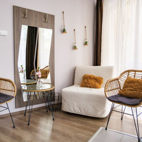 Aleksa Apartman Lesencetomaj 