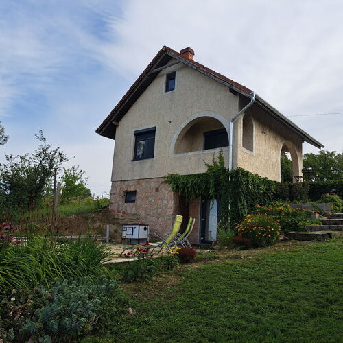 Kék Pagony Vendégház Nagyigmánd 