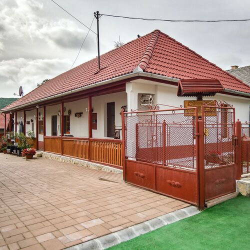 Kéktúra Vendégház Füzér 