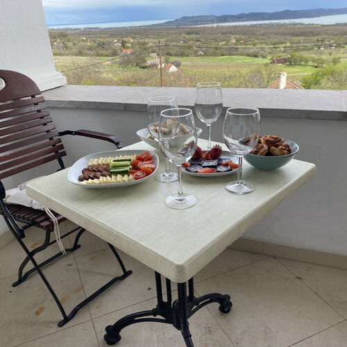 Kisleshegy Vendégház Balatonudvari 