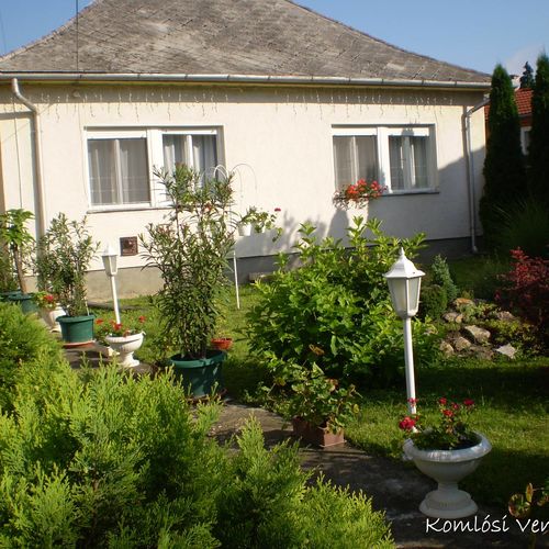 Komlósi Vendégház Hajdúszoboszló 