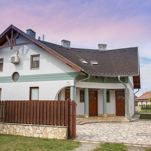 Kornél Apartman Balatonmáriafürdő 