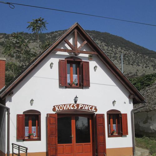 Kovács Pince Apartman Nagyharsány 
