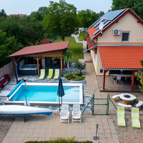 Kozák Apartman és Horgászház Békésszentandrás 