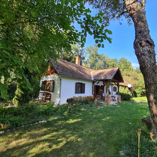 Aqua-Spa Konferencia és Wellness Hotel Cserkeszőlő 