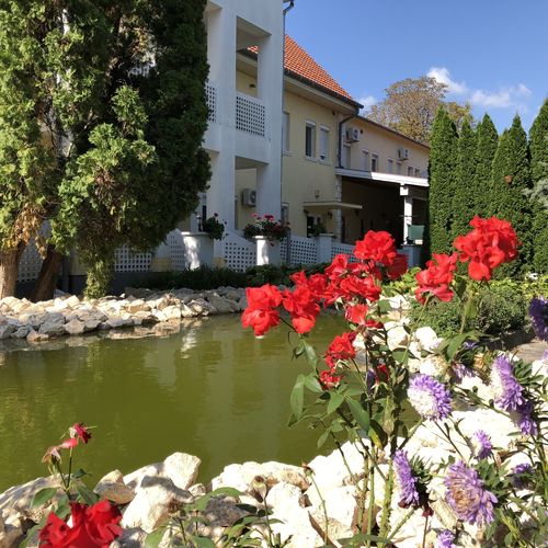 Kúria Apartmanház Kiskunlacháza 