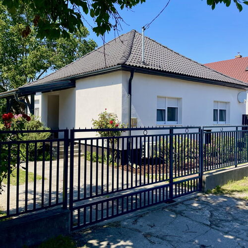 Leander House Siófok 