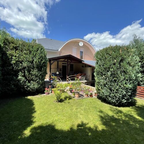 Léna Apartman Balatonszárszó 