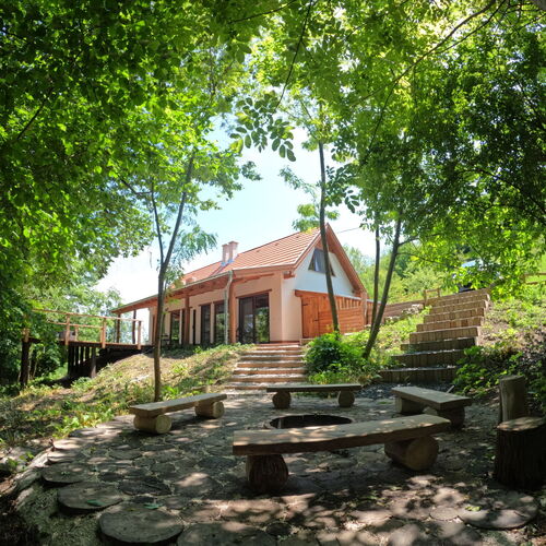 Sezlony Apartman Demjén 