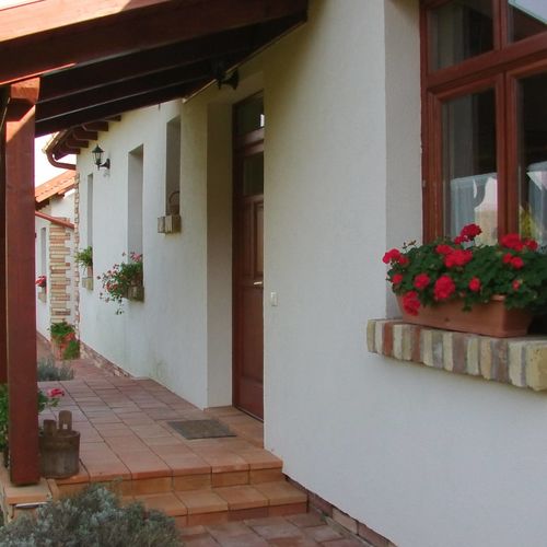 Levendula Vendégház és Apartmanház Pannonhalma 