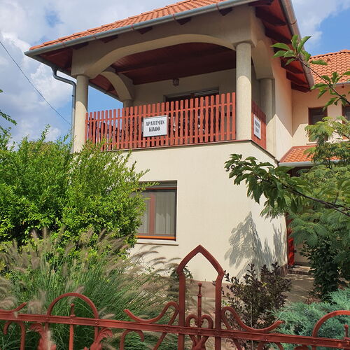 Lina Apartman Cserkeszőlő 