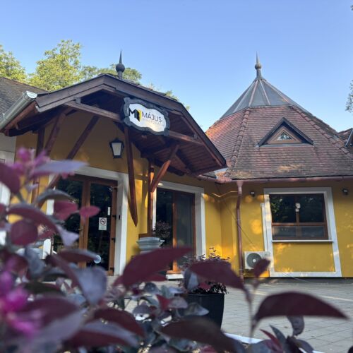 Május 1 Vendégház - Szombathely 