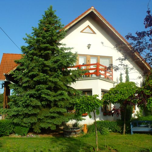 Mandulavirág Vendégház Balatongyörök 