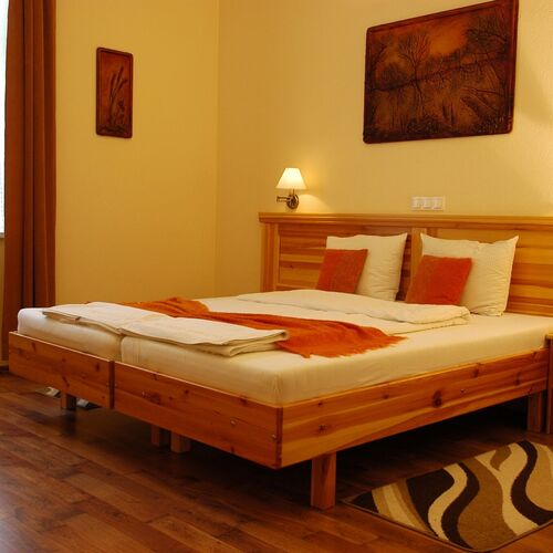 Búzavirág Apartmanok Oszkó 