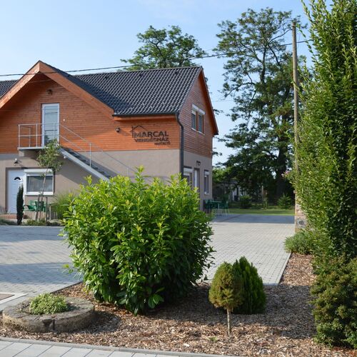 Marcal Vendégház Marcaltő 