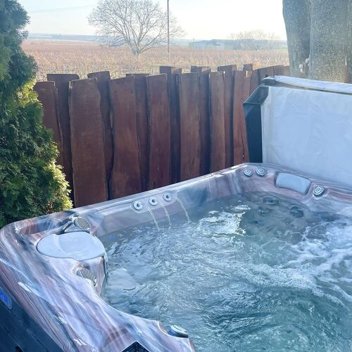 Maul-Lator Présbár és Bortrezor Apartman Villány 