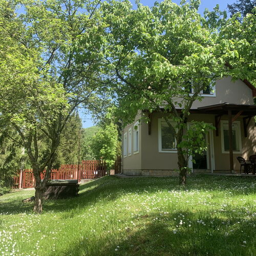 Mazsola Pihenőház Bélapátfalva 