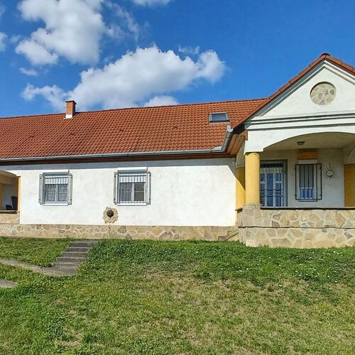 Mecseki Farkasvár Vendégház Magyarhertelend 