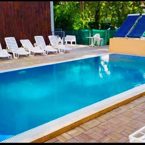 Medencés Apartmanház Balatonlelle 