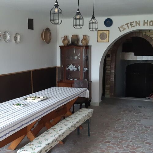 Merlot Pinceszálló Vendégház Hajós 