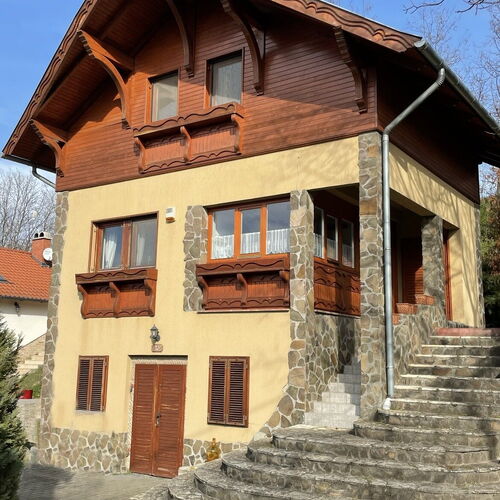 Mezei Pince Vendégház Nyergesújfalu 