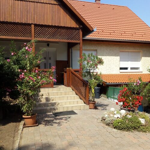 MagasLak Apartman Kehidakustány 