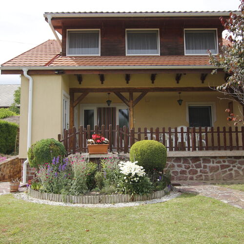 Modern Tetőtéri Apartman Balatonszepezd  