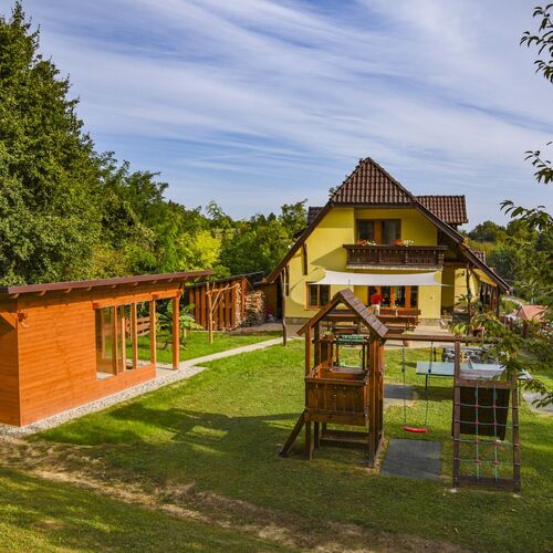 Farkaskútvölgy Hollókő 