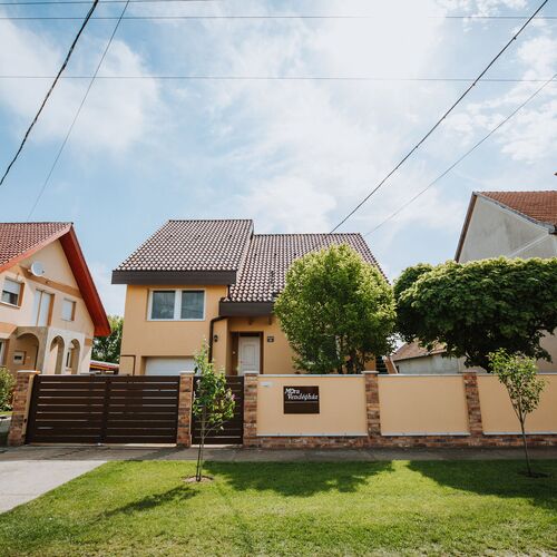 Törpi Apartman Halmaj 