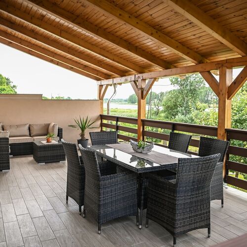 Nagy-Morotva Apartmanok Rakamaz 