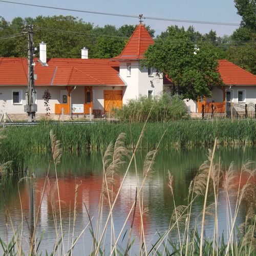 Nagybajcsi Körtefa Vendégház-Apartmanok 